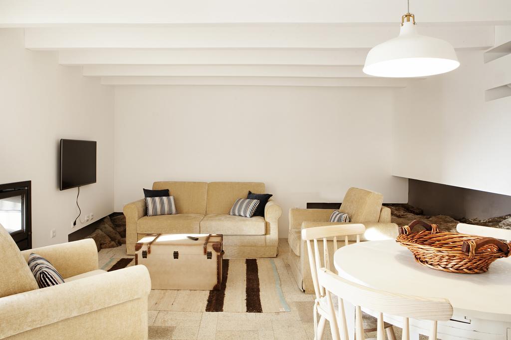 Casas De Vale De Lobo Villa Mirandela Room photo